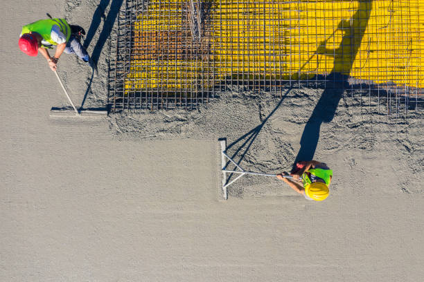 Best Concrete Pool Decks in Zellwood, FL